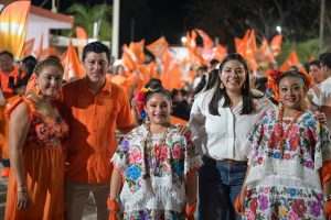 Mesas de trabajo en los municipios para atender a la población, es lo que propone la candidata de Movimiento Ciudadano a la Gobernatura de Yucatán.