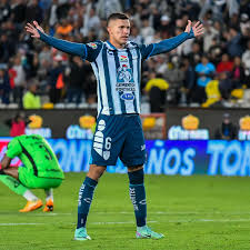 El colombiano Nelson Deossa anotó el gol de la clasificación del Pachuca. 