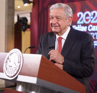 AMLO Defiende la Decisión de la Cancelación de Aeropuerto de Texcoco