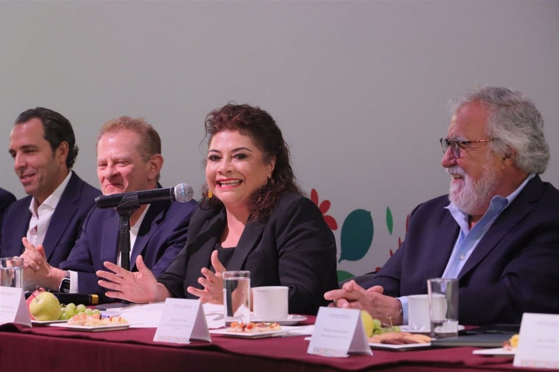 Clara Brugada apuesta por la innovación y sostenibilidad en su encuentro con empresarios de la Ciudad de México