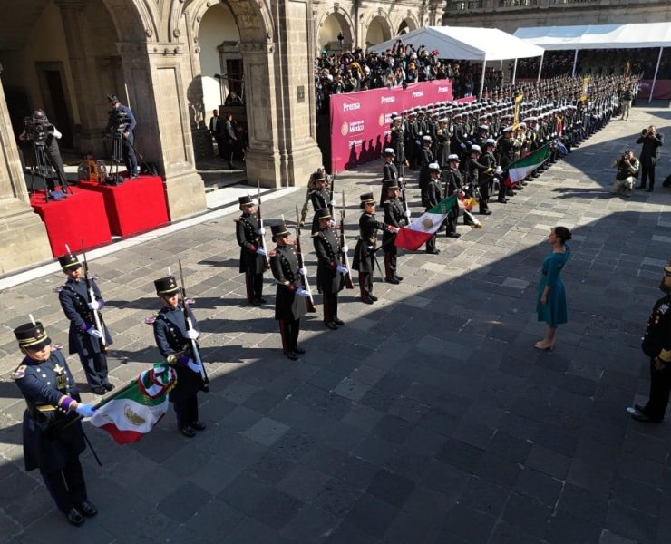 Sheinbaum encabeza primera Marcha de la Lealtad como presidenta;